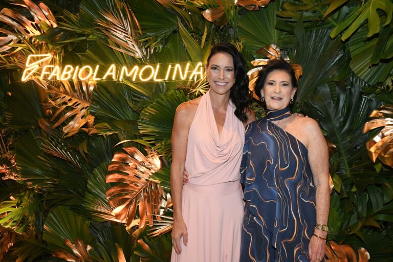 Marca Fabiola Molina celebra 20 anos com festa e desfile de novas coleções